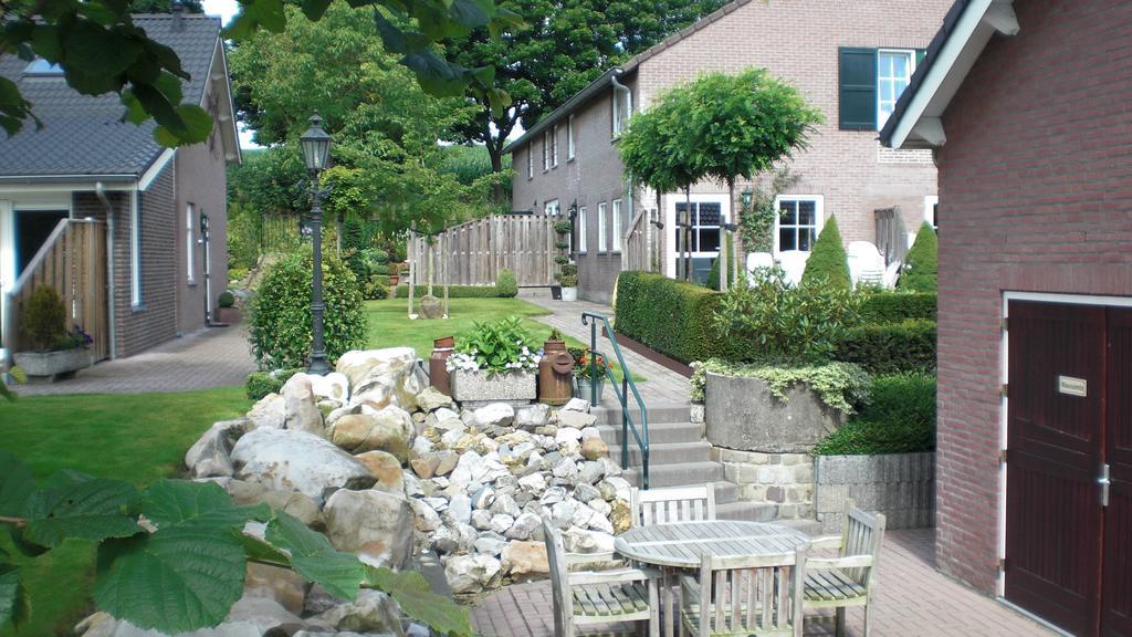 Vakantiewoningen Pinkers Hotel Gulpen Esterno foto